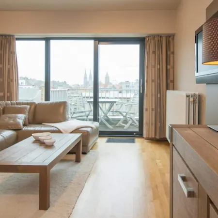 Pretty With Balcony Apartment *